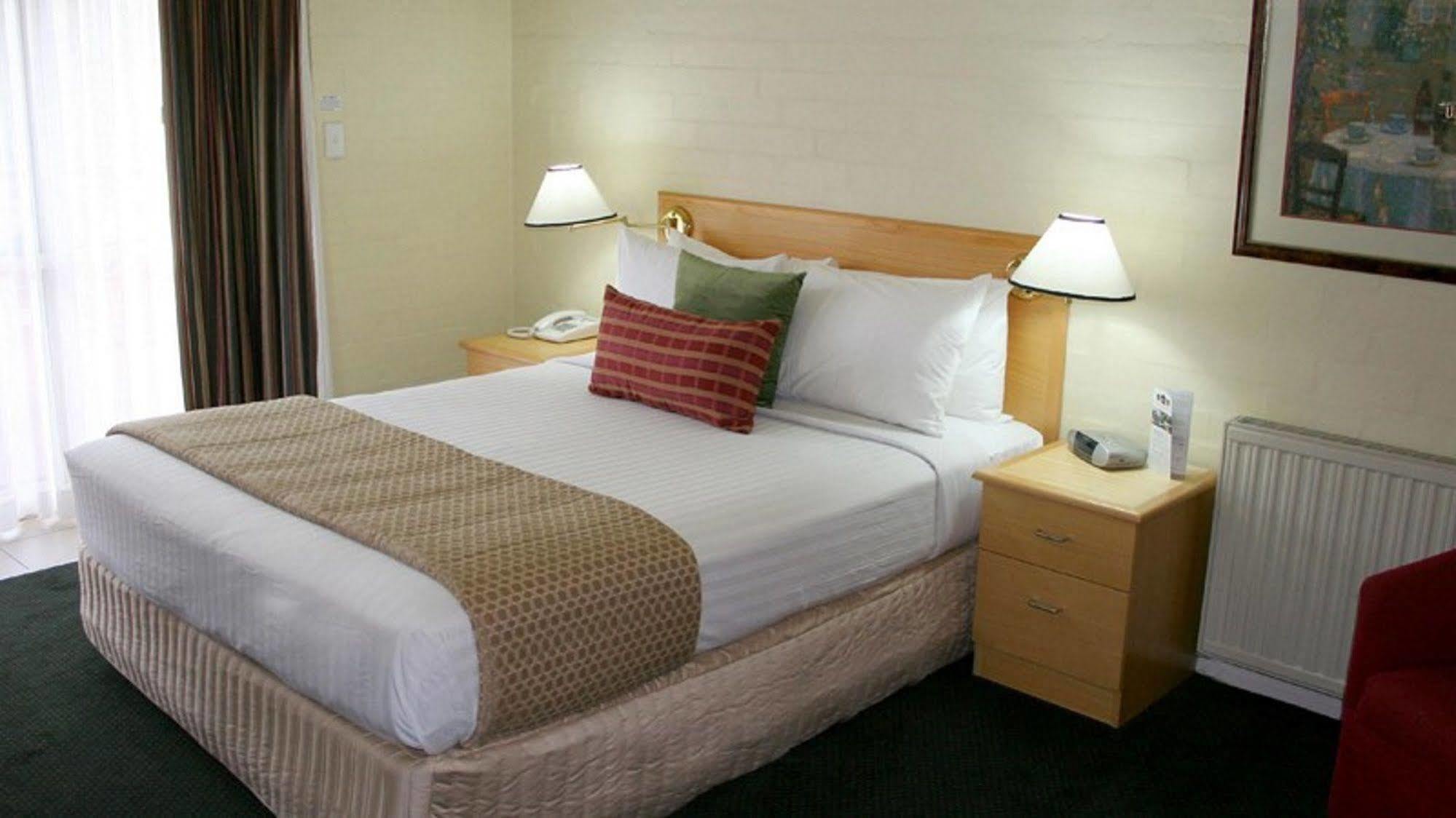 Grand Country Lodge Motel Mittagong Ngoại thất bức ảnh